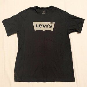 Levis Distressed Relaxed Fit Tshirt Mens Size Medium Shirt